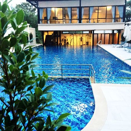 Avana Laemchabang Hotel Si Racha Dış mekan fotoğraf